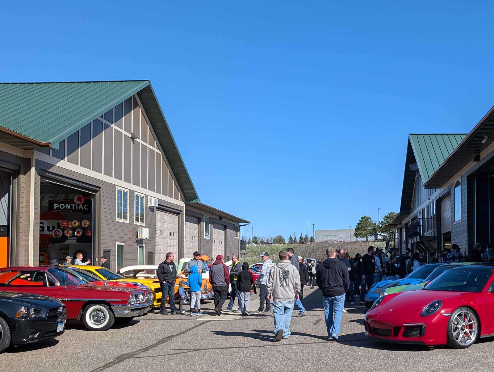 Chanhassen Autoplex Cars & Caves car shows 2025